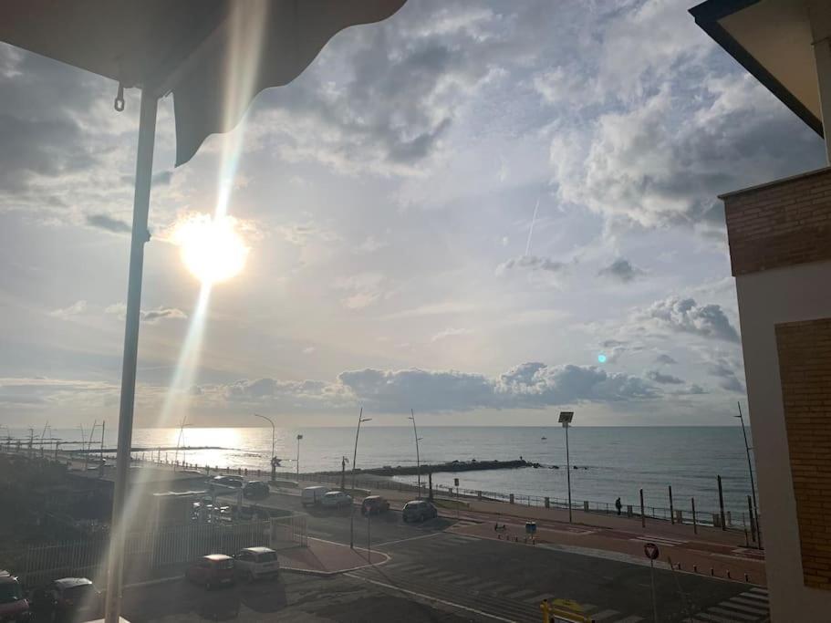 Rome'S Harbour All Year Lido di Ostia Dış mekan fotoğraf