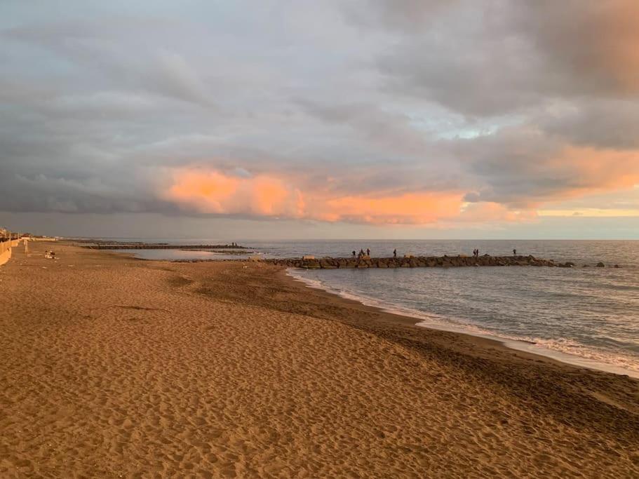 Rome'S Harbour All Year Lido di Ostia Dış mekan fotoğraf